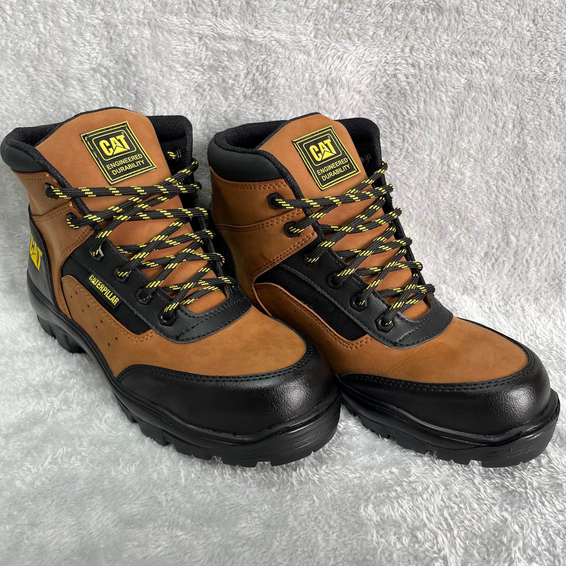 BOTA DE SEGURIDAD DIELECTRICA CON PUNTERA REF 607