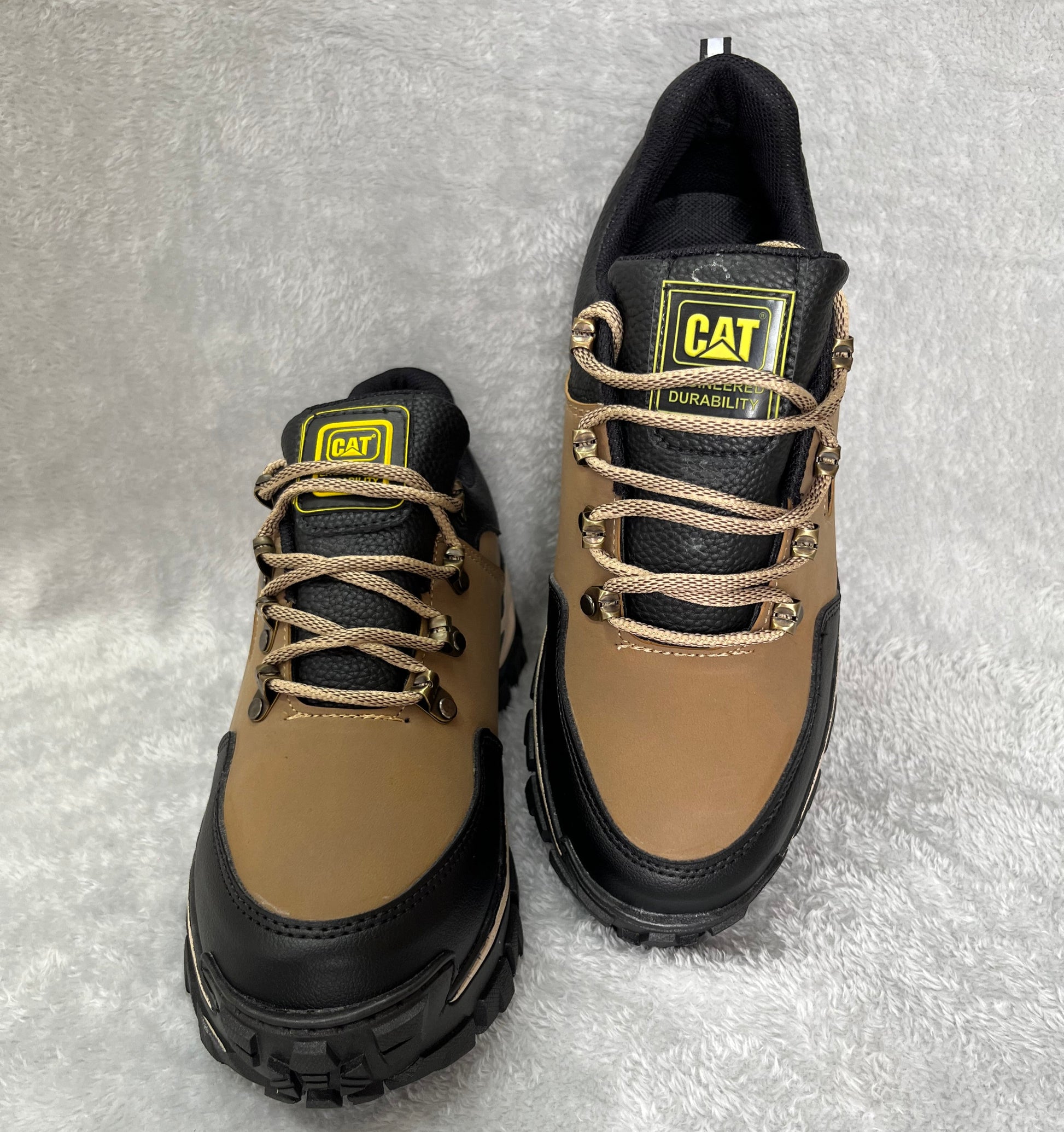 ZAPATO CAT INVADER LIVIANO